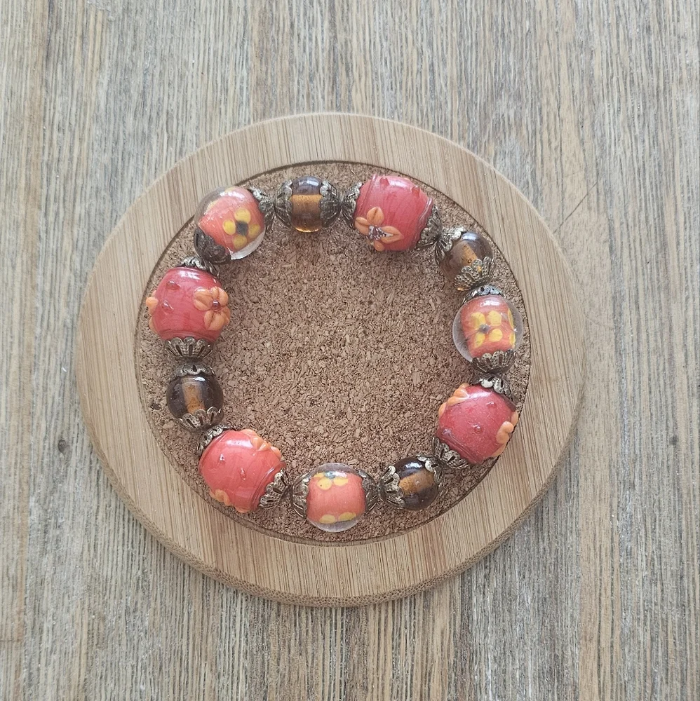 Vintage Art Deco Hand Crafted Stretchy Beaded Bracelet. - Picture 3 of 6